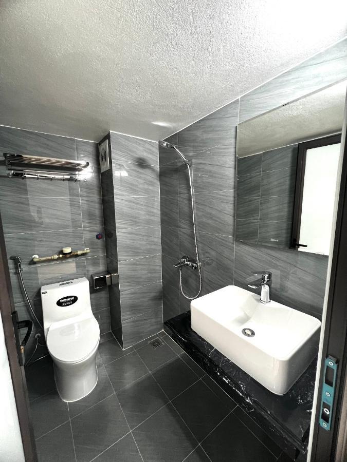 Era Apartment Tran Thai Tong Hanoi Kültér fotó